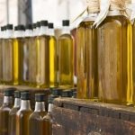 Impianti Confezionamento Olio: il sistema di riempimento e pesatura per i liquidi alimentari Libra Touch