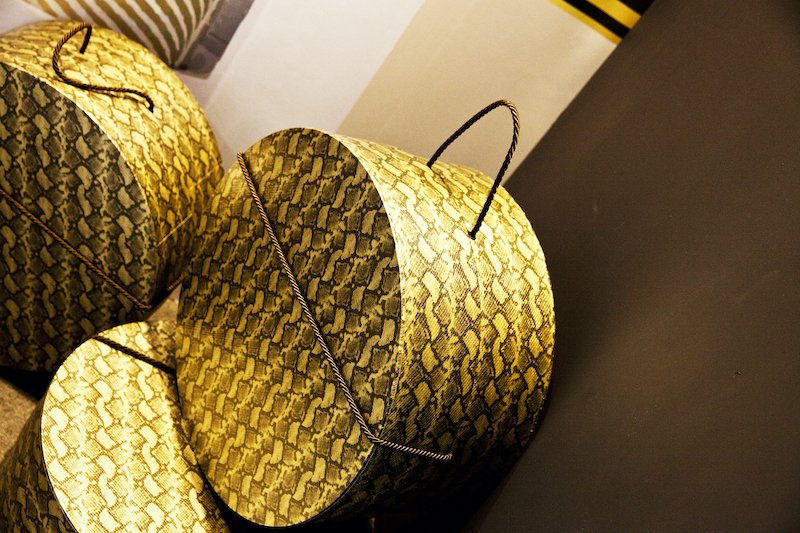 Packaging per prodotti di lusso cappelliera oro