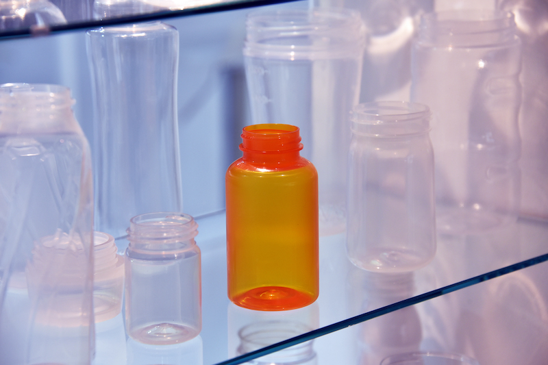 contenitori in materiale plastico