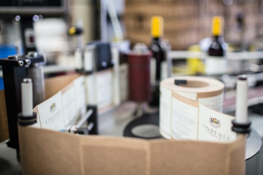 Tecnologie di stampa per etichettatura ambientale vino
