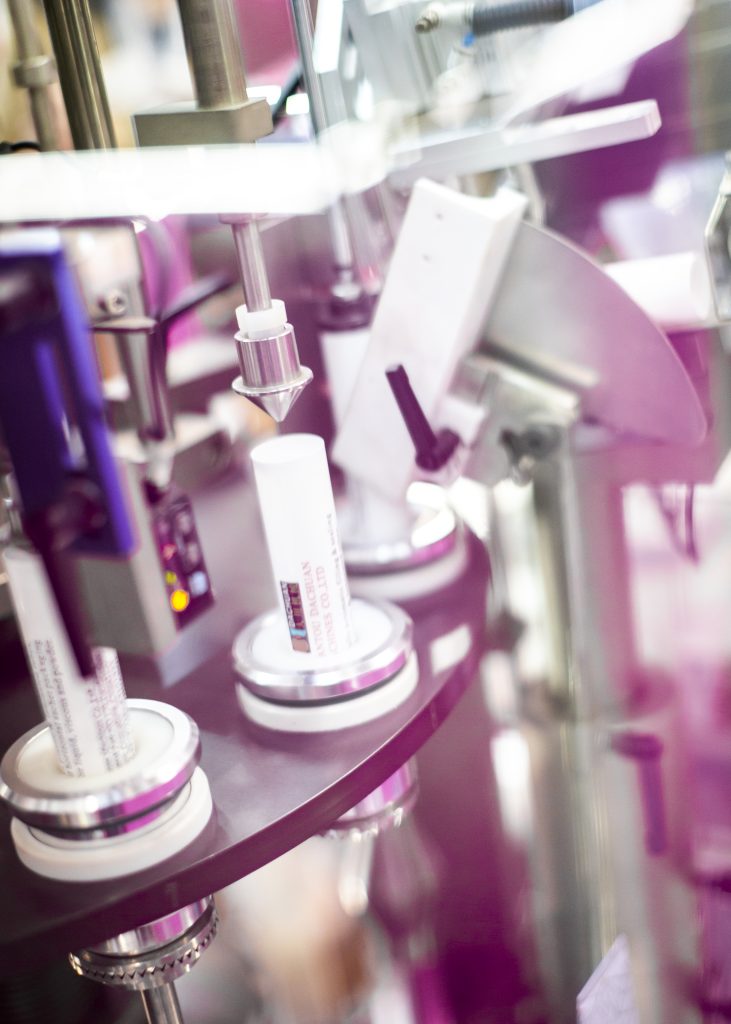 Macchina di riempimento prodotti cosmetici